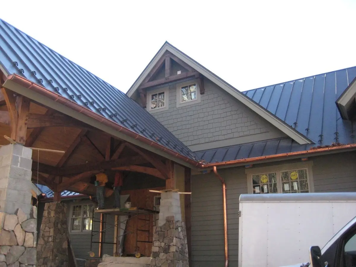 Craftsman Roofing team delivering quality roofing work in Bynum